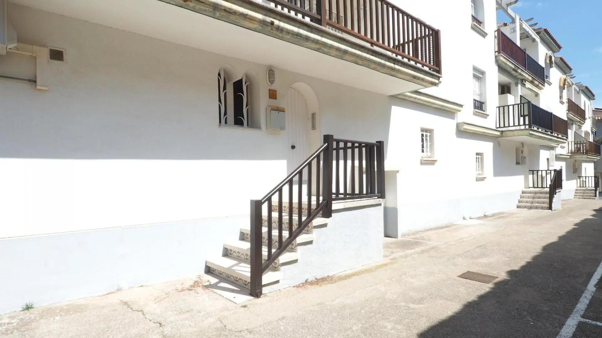Apartamento L'Escala, 2 Dormitorios, 4 Personas - Es-325-9 Torroella de Montgrí 0*,